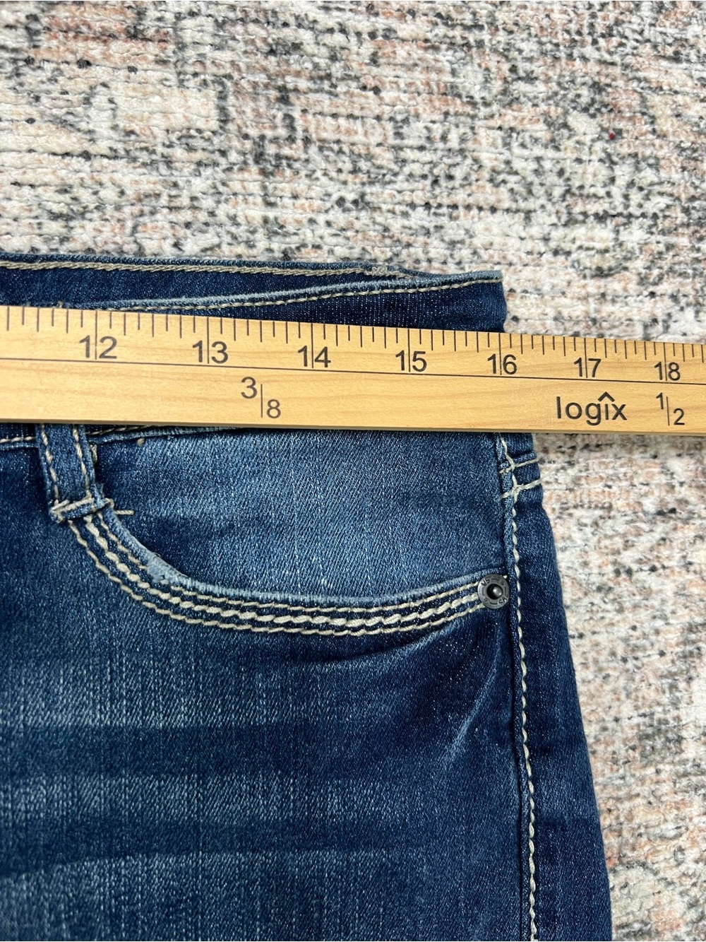 Vanilla Star Capri Jeans Crochet Flap Pocket Stretch Denim Women’s Size 11 - Picture 13 of 16